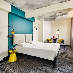 Отель Ibis Wenceslas Square