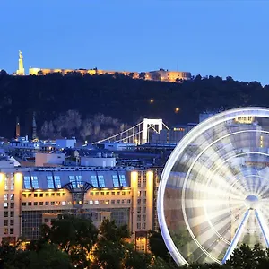 ***** Hotel Kempinski Corvinus Hongrie