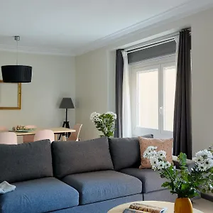 casa-cosi-casanova-1.catalonia-hotels.com/